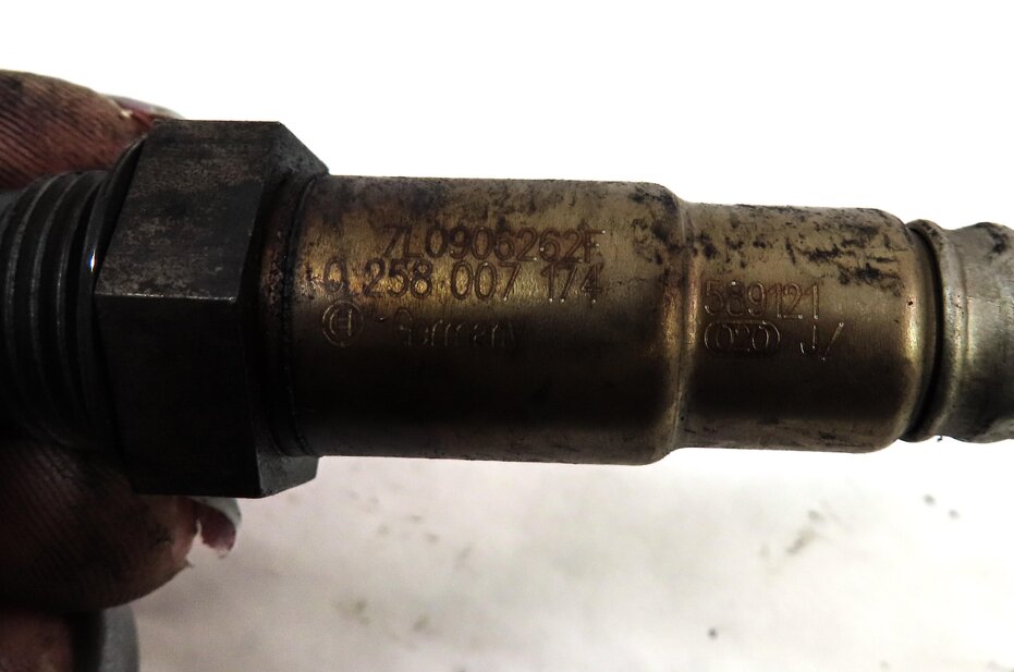 Thumbnail 5: 06 PORSCHE CAYENNE 955 4.5L TURBO M48 ENGINE PRE POST CAT O2 OXYGEN SENSOR SET4