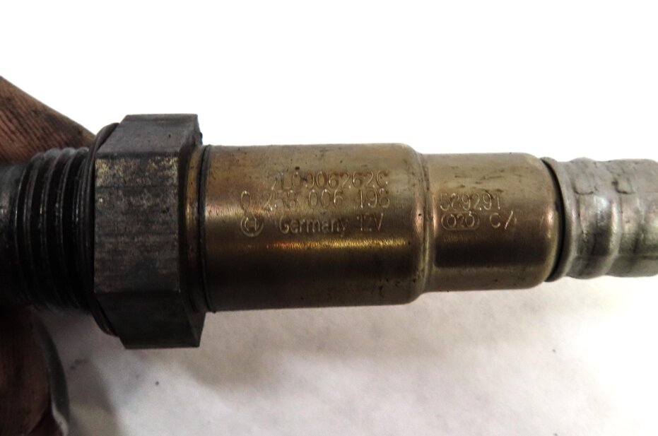 Thumbnail 6: 06 PORSCHE CAYENNE 955 4.5L TURBO M48 ENGINE PRE POST CAT O2 OXYGEN SENSOR SET4