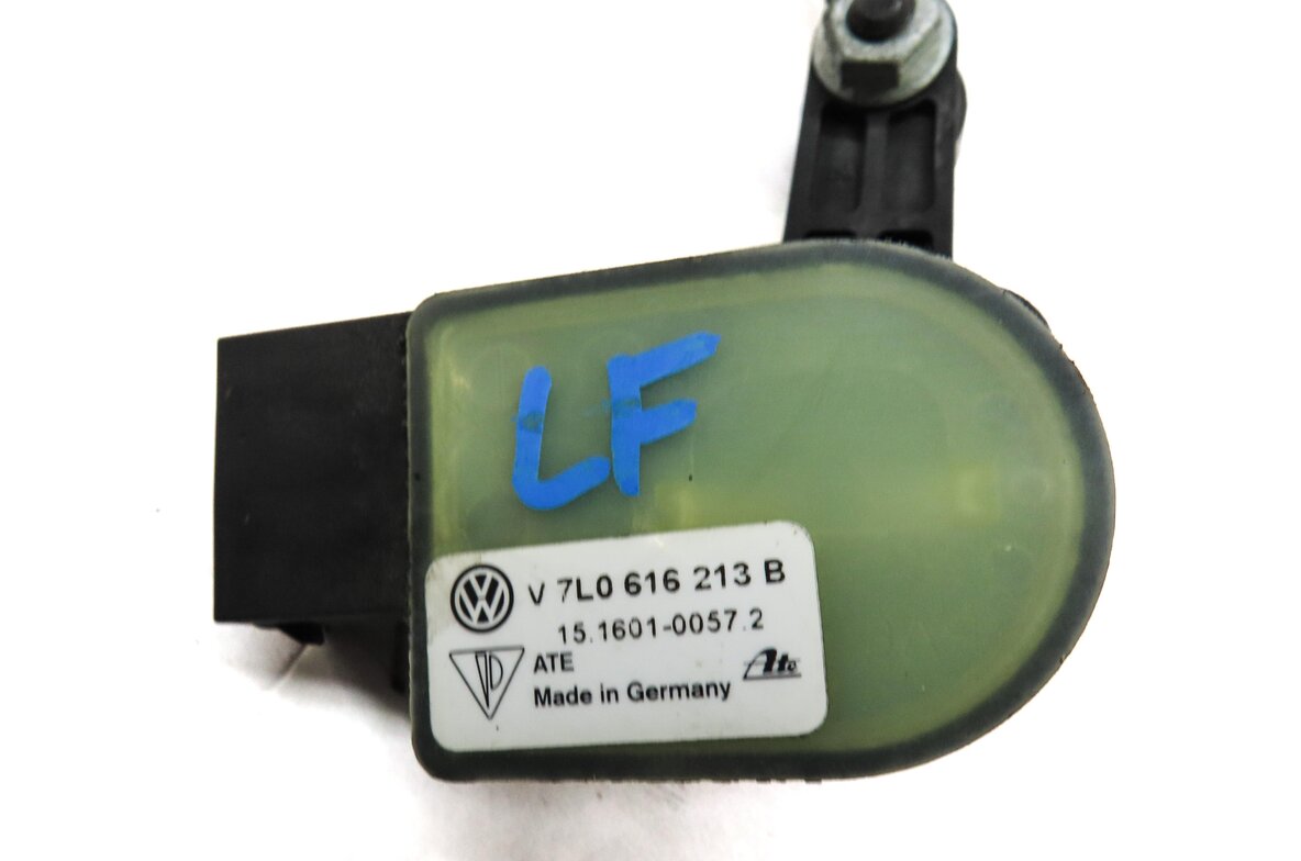 Thumbnail 4: 2006 PORSCHE CAYENNE (955) FRONT LEFT DRIVER HEIGHT LEVEL SENSOR 7L0616213B