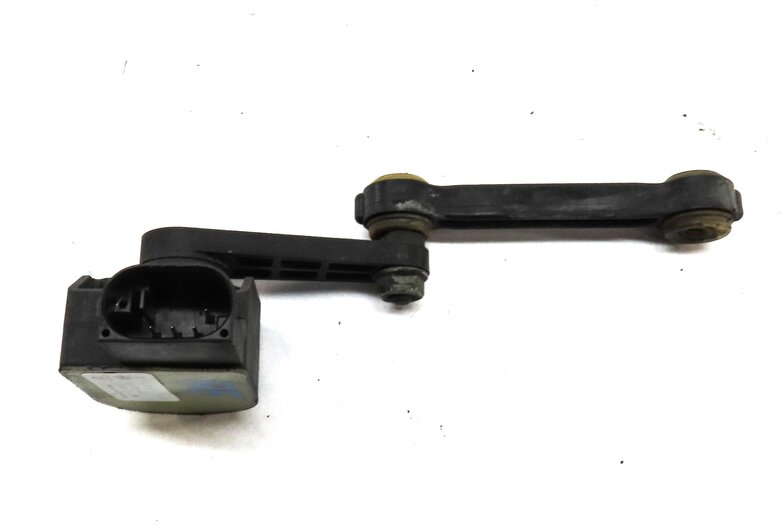 Thumbnail 3: 2006 PORSCHE CAYENNE (955) FRONT RIGHT PASSENGER HEIGHT LEVEL SENSOR 7L0616214B