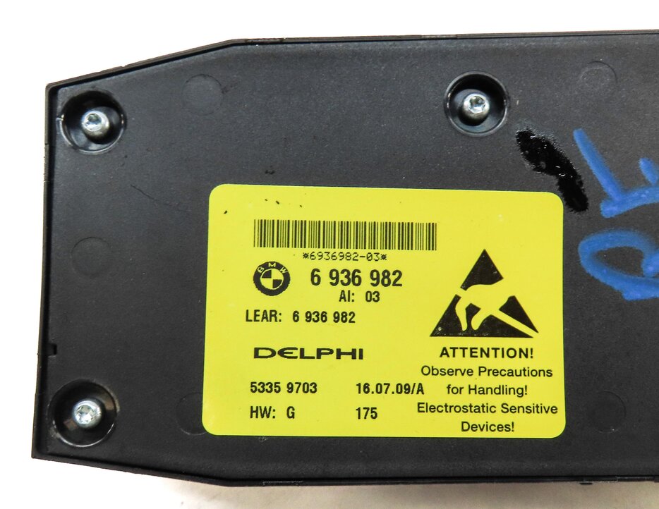 Thumbnail 5: 2010 BMW 335i (E90) FRONT RIGHT PASSENGER SEAT ADJUST ADJUSTMENT SWITCH