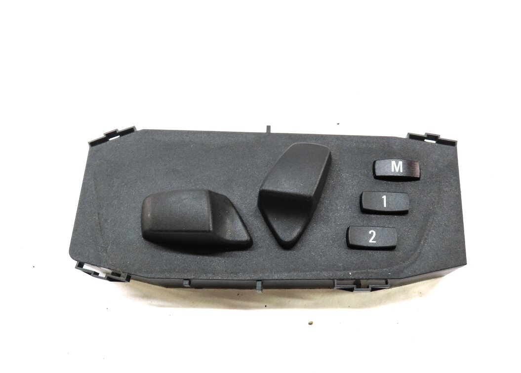 Thumbnail 2: 2010 BMW 335i (E90) FRONT LEFT DRIVER MEMORY SEAT ADJUST ADJUSTMENT SWITCH