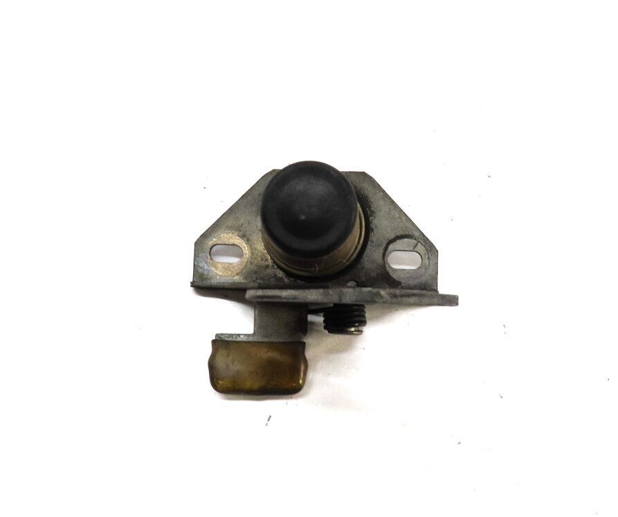 Thumbnail 6: 2010 BMW 335i (E90) FRONT HOOD SAFETY LATCH RELEASE HOOK LEVER & STRIKER LATCHES