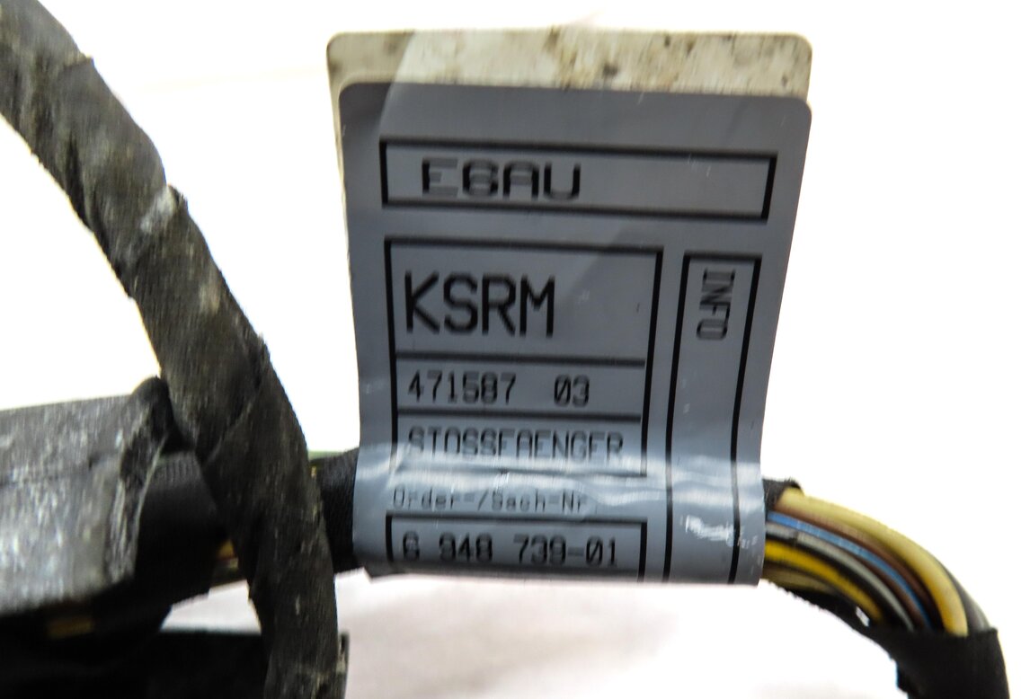 Thumbnail 4: 2007 BMW M6 COUPE (E63) REAR PAR ASSIST PDC SENSOR SET4 (BLACK) w/ WIRE HARNESS