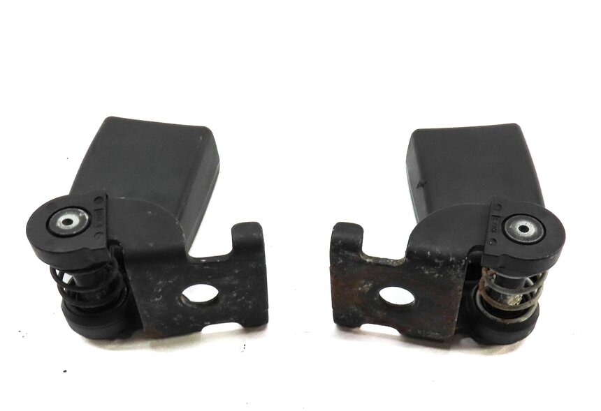 Thumbnail 3: 2007 BMW M6 COUPE (E63) REAR LEFT & RIGHT SEATBELT BUCKLE RECEIVER SET 2 (BLACK)