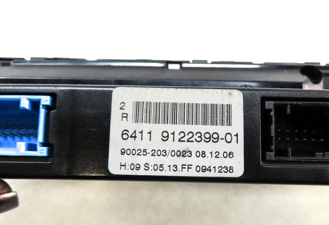 Thumbnail 6: 2006-2007 BMW M6 ///M (E63) HEATER A/C TEMPERATURE CLIMATE CONTROL PANEL