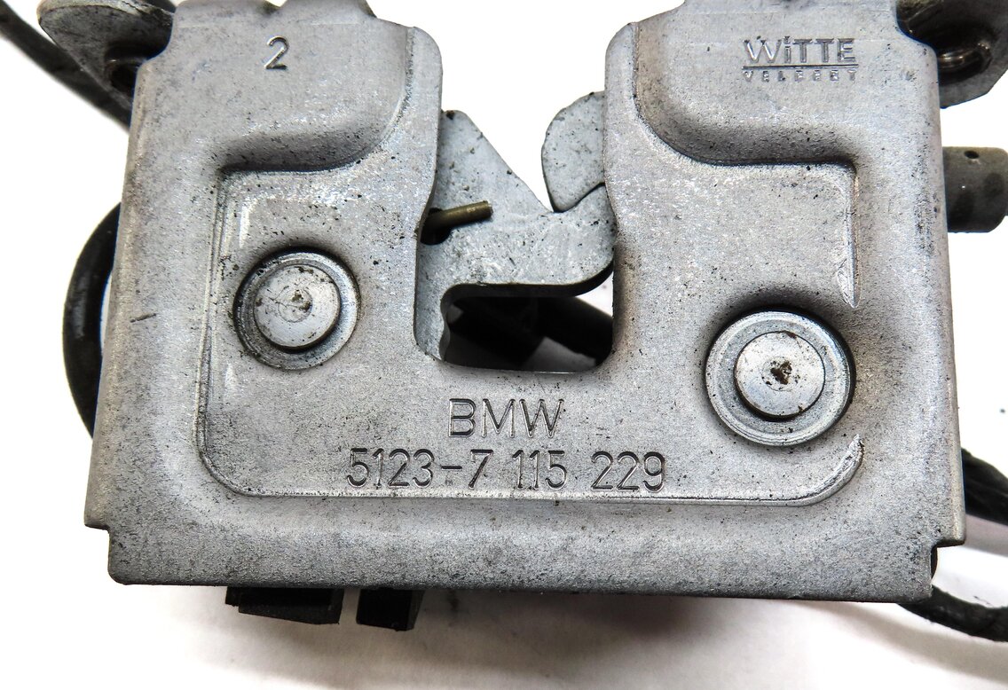 Thumbnail 6: 2007 BMW M6 COUPE (E63) HOOD LEFT & RIGHT LOCK LATCH SET 2 w/ CABLE