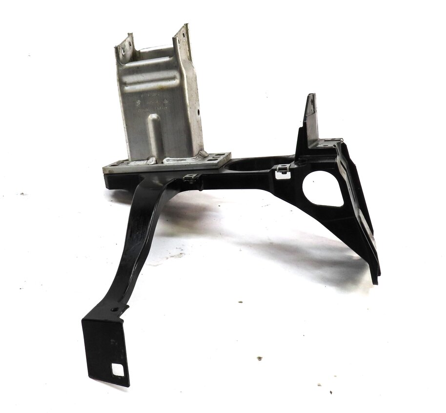 Thumbnail 3: 2007 BMW M6 COUPE (E63) FRONT LEFT DRIVER BUMPER MOUNT BRACKET GUIDE SUPPORT