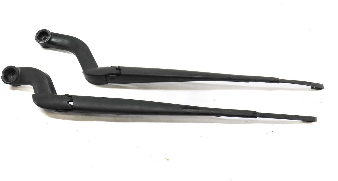 Thumbnail 2: 07-16 LAND ROVER LR4 - RANGE ROVER SPORT (L320) FRONT WINDSHIELD WIPER ARM SET