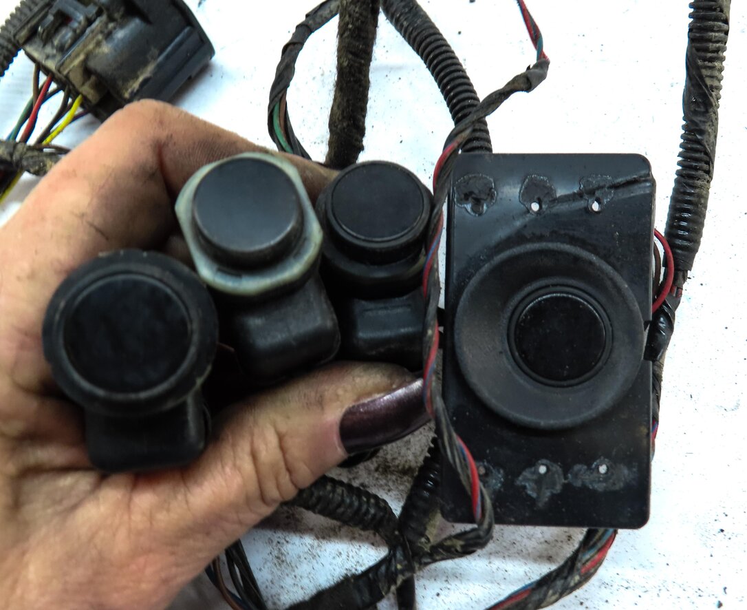 Thumbnail 5: 2013 LAND ROVER LR4 REAR PDC PARK DISTANCE SENSOR SET w/ HARNESS (BLACK)