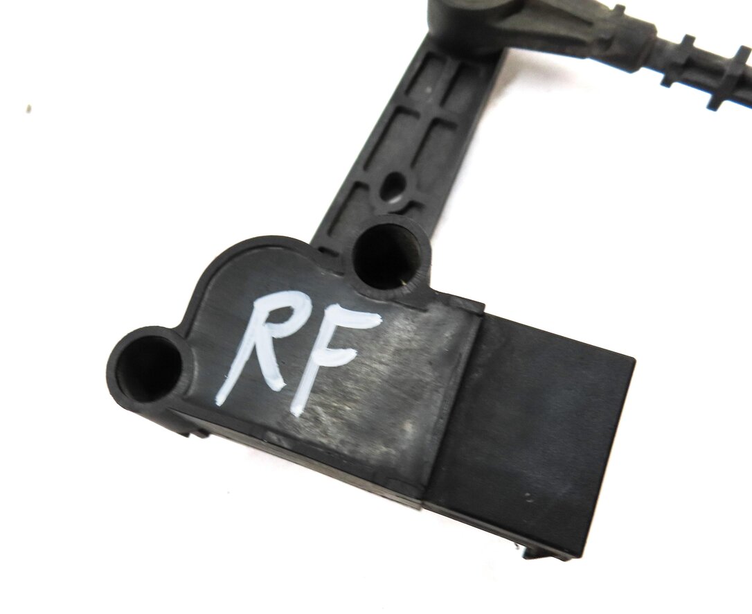 Thumbnail 3: 2013 LAND ROVER LR4 FRONT RIGHT PASSENGER SUSPENSION HEIGHT LEVEL SENSOR