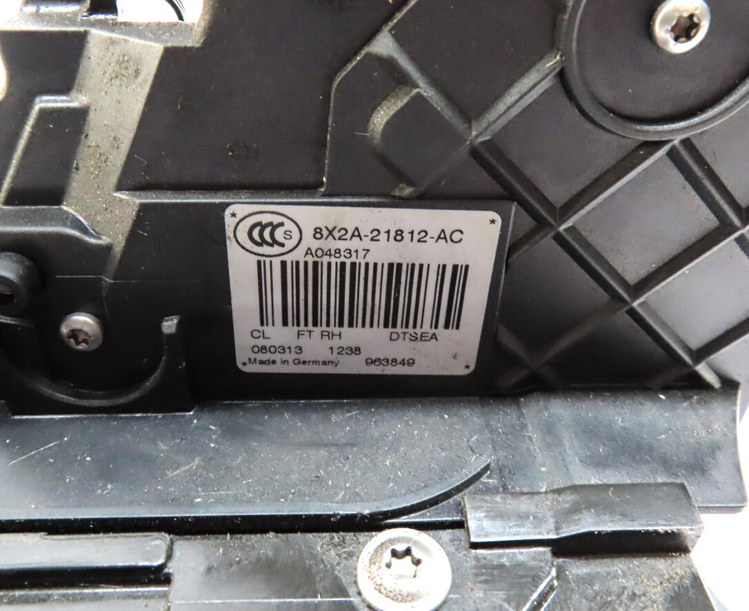 Thumbnail 6: 10-19 EVOQUE LR4 RANGE ROVER SPORT (L320) RIGHT FRONT PASSIVE DOOR LOCK LATCH