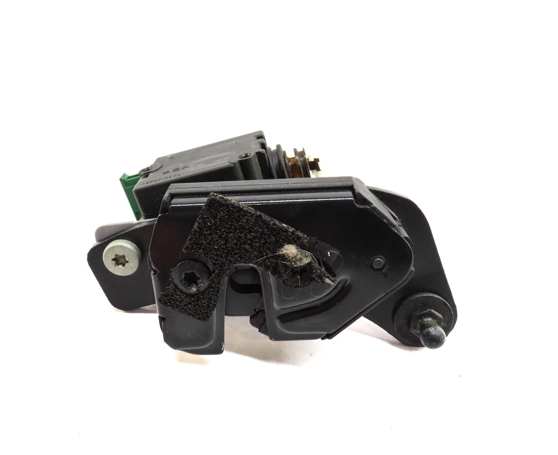 Thumbnail 4: 2013 LAND ROVER LR4 REAR RIGHT TRUNK HATCH TAILGATE LOCK LATCH ACTUATOR