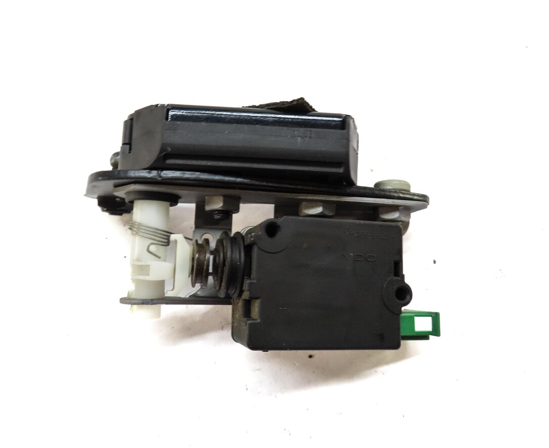 Thumbnail 5: 2013 LAND ROVER LR4 REAR RIGHT TRUNK HATCH TAILGATE LOCK LATCH ACTUATOR