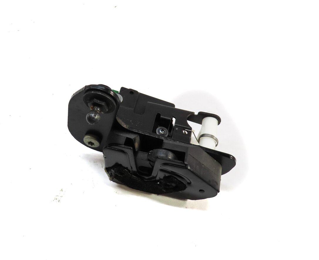 2013 LAND ROVER LR4 REAR LEFT TRUNK HATCH TAILGATE LOCK LATCH ACTUATOR