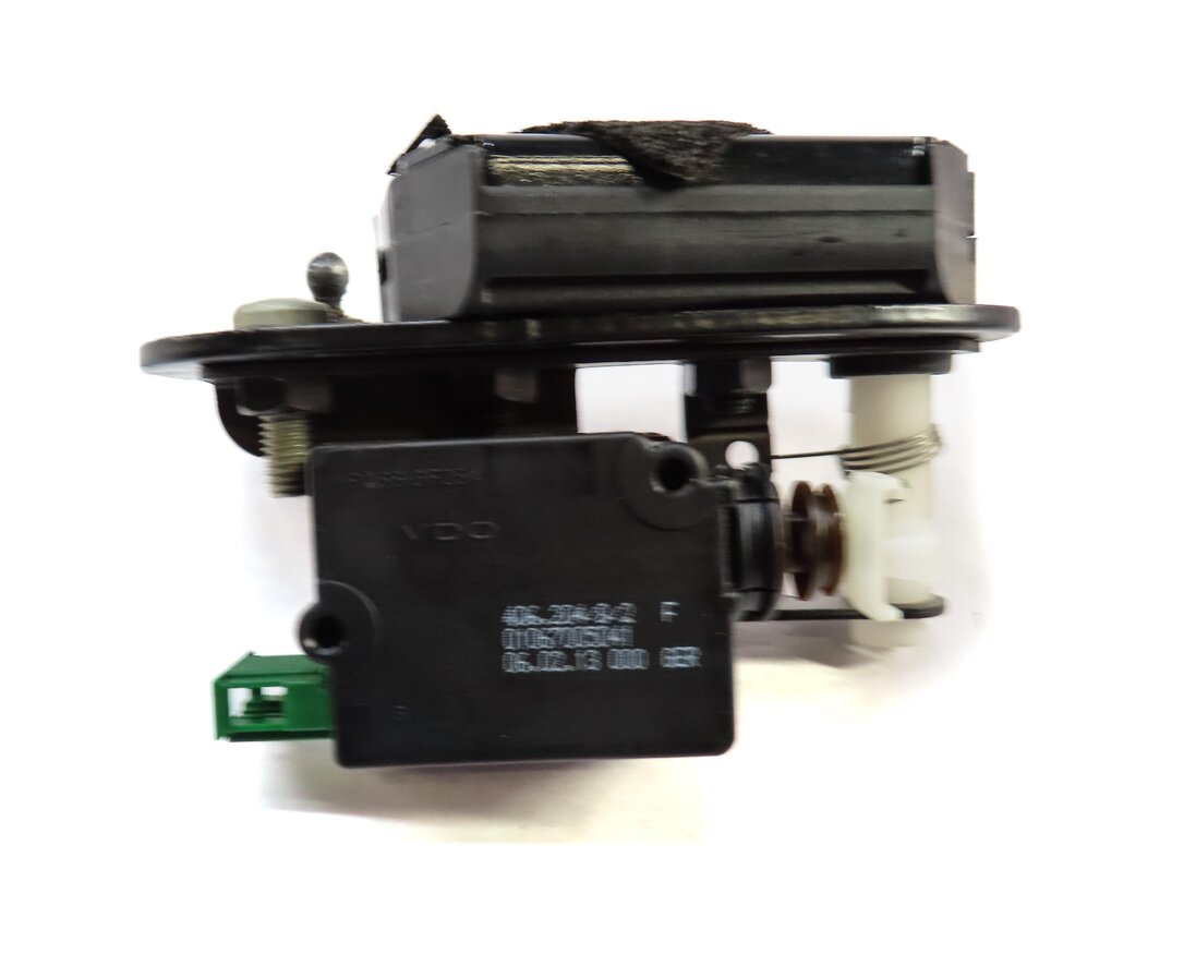 Thumbnail 5: 2013 LAND ROVER LR4 REAR LEFT TRUNK HATCH TAILGATE LOCK LATCH ACTUATOR