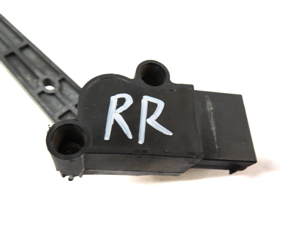 Thumbnail 4: 2013 LAND ROVER LR4 RIGHT PASSENGER SIDE REAR SUSPENSION HEIGHT LEVEL SENSOR