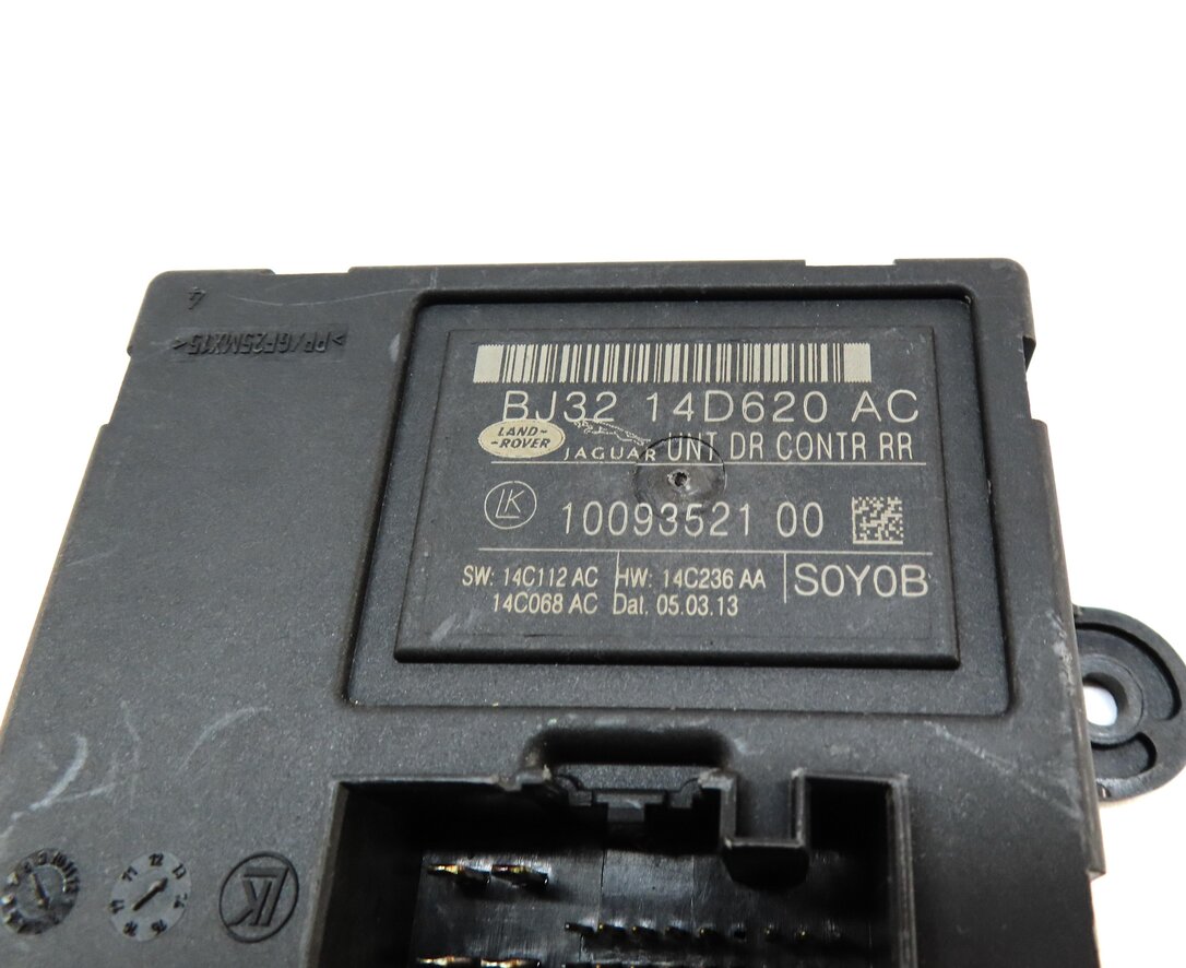 Thumbnail 4: 2013 LAND ROVER LR4 REAR LEFT DOOR CONTROL MODULE