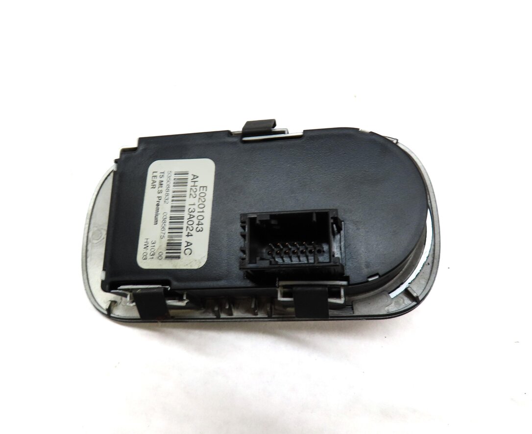 Thumbnail 5: 2010-2013 LAND ROVER LR4 - RANGE ROVER SPORT (L320) HEADLIGHT SWITCH CONTROL