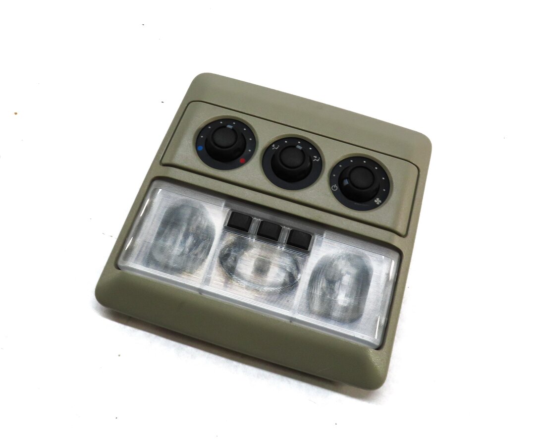 05-16 LAND ROVER LR3 LR4 - REAR DOME LIGHT w/ HEATER TEMPERATURE CONTROL (BEIGE)