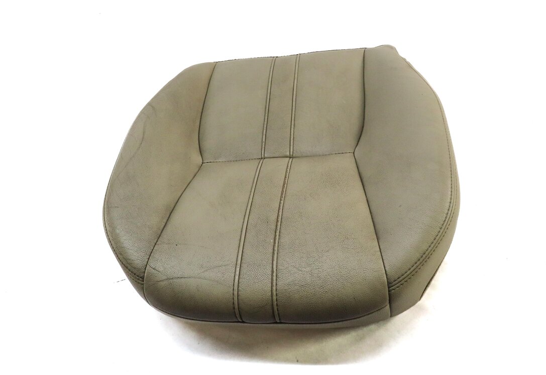 Thumbnail 2: 2013 LAND ROVER LR4 - RIGHT PASSENGER LOWER BOTTOM SEAT CUSHION (ALMOND LEATHER)