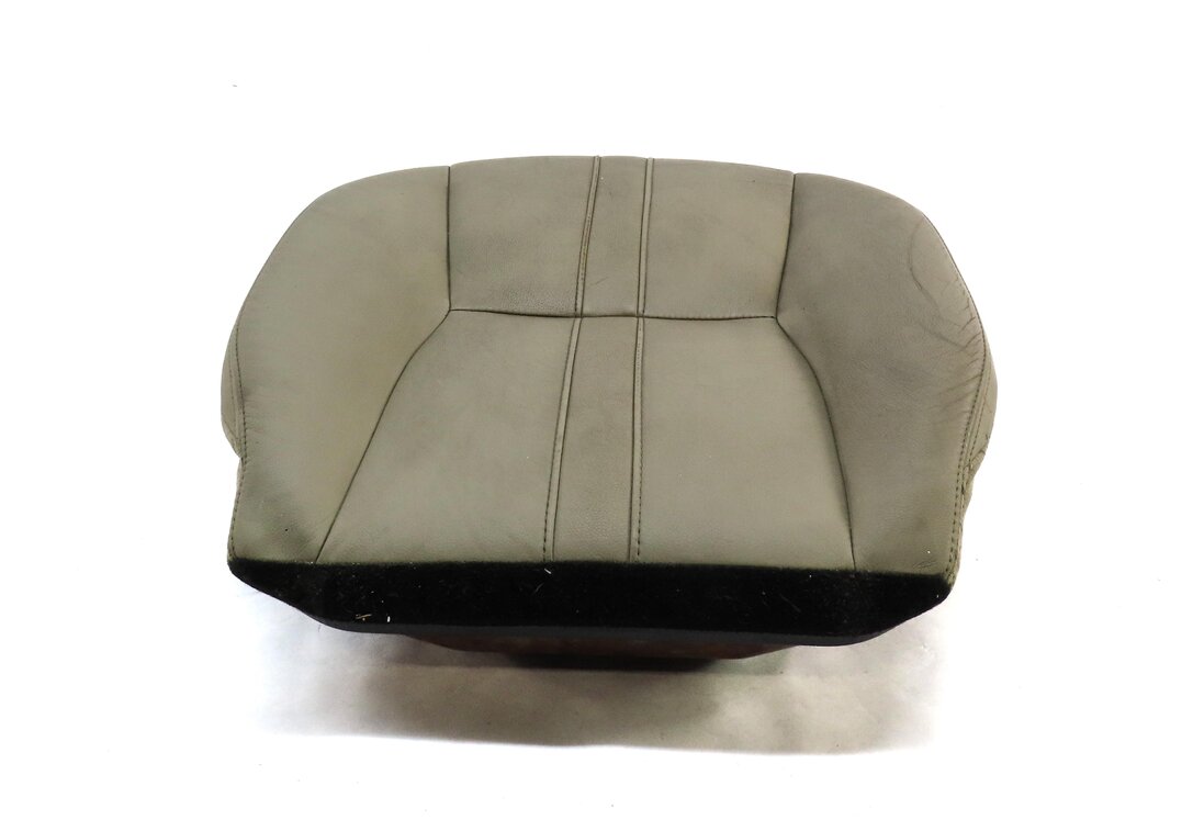 Thumbnail 3: 2013 LAND ROVER LR4 - RIGHT PASSENGER LOWER BOTTOM SEAT CUSHION (ALMOND LEATHER)