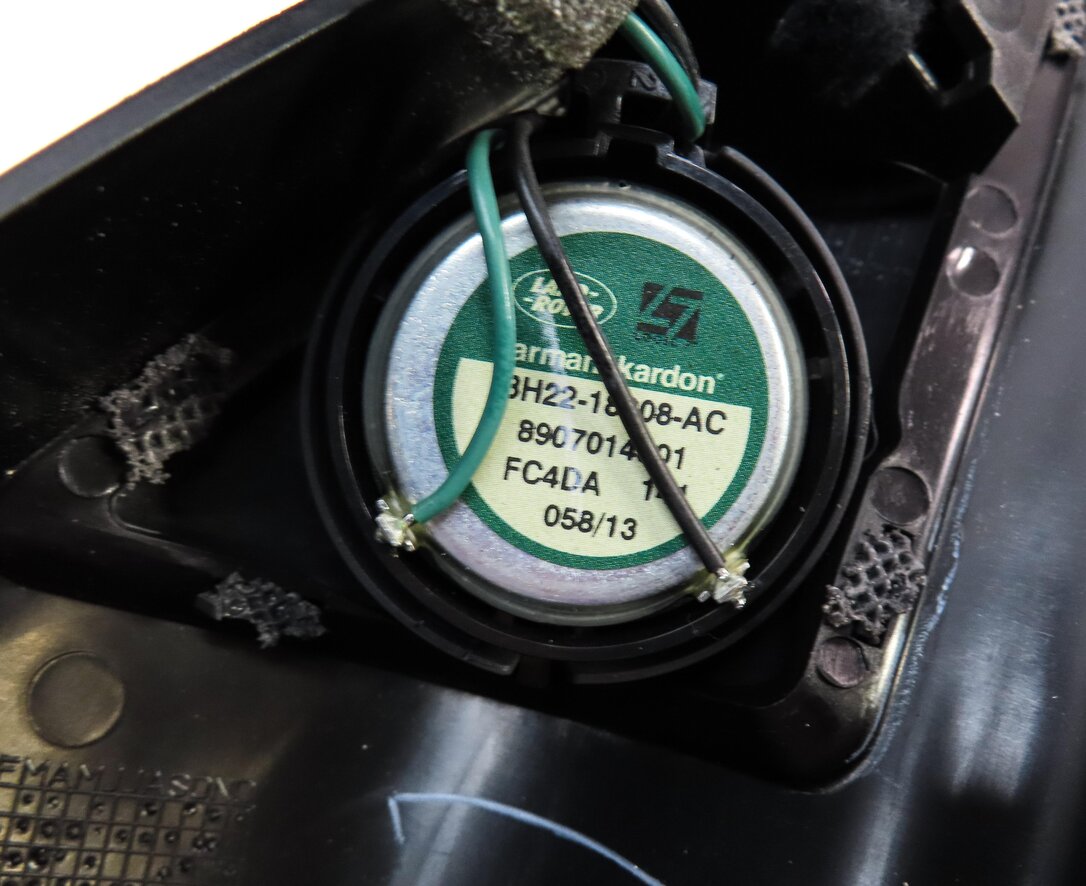 Thumbnail 11: 2013 LAND ROVER LR4 RADIO STEREO LOGIC-7 AUDIO SUB SUBWOOFER TWEETER SPEAKER SET