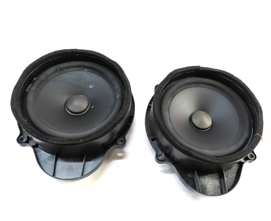 Thumbnail 4: 2013 LAND ROVER LR4 RADIO STEREO LOGIC-7 AUDIO SUB SUBWOOFER TWEETER SPEAKER SET