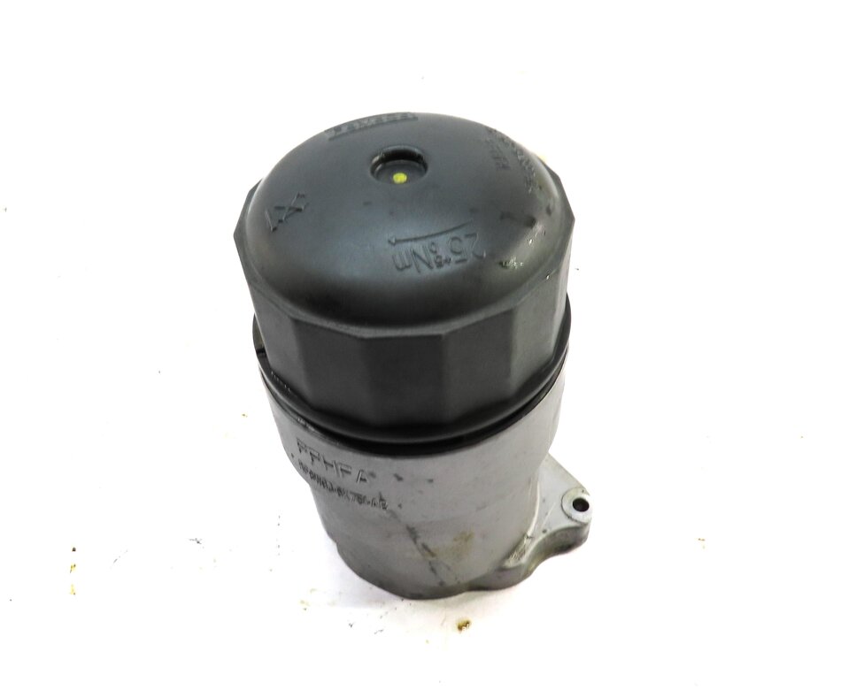 Thumbnail 4: 2013 LAND ROVER LR4 5.0L AJ133 V8 ENGINE OIL FILTER HOUSING w/ CAP