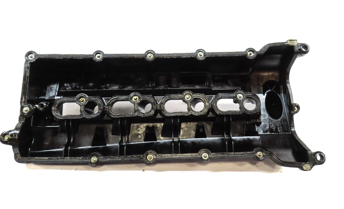 Thumbnail 4: 10-18 RANGE ROVER SPORT (L320 L322 L494 L405) 5.0L V8 - LEFT ENGINE VALVE COVER