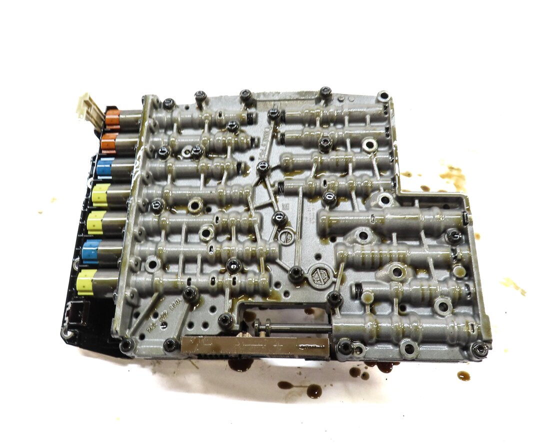 Thumbnail 6: 2013 LR4 RANGE ROVER SPORT (L320) TRANSMISSION VALVE BODY w/ MECHATRONIC