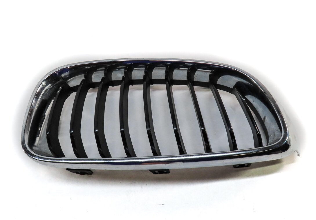 Thumbnail 2: 2014-2019 BMW 328iGT 330iGT 335iGT 340iGT (F34) AWD FRONT RIGHT SPORT GRILLE