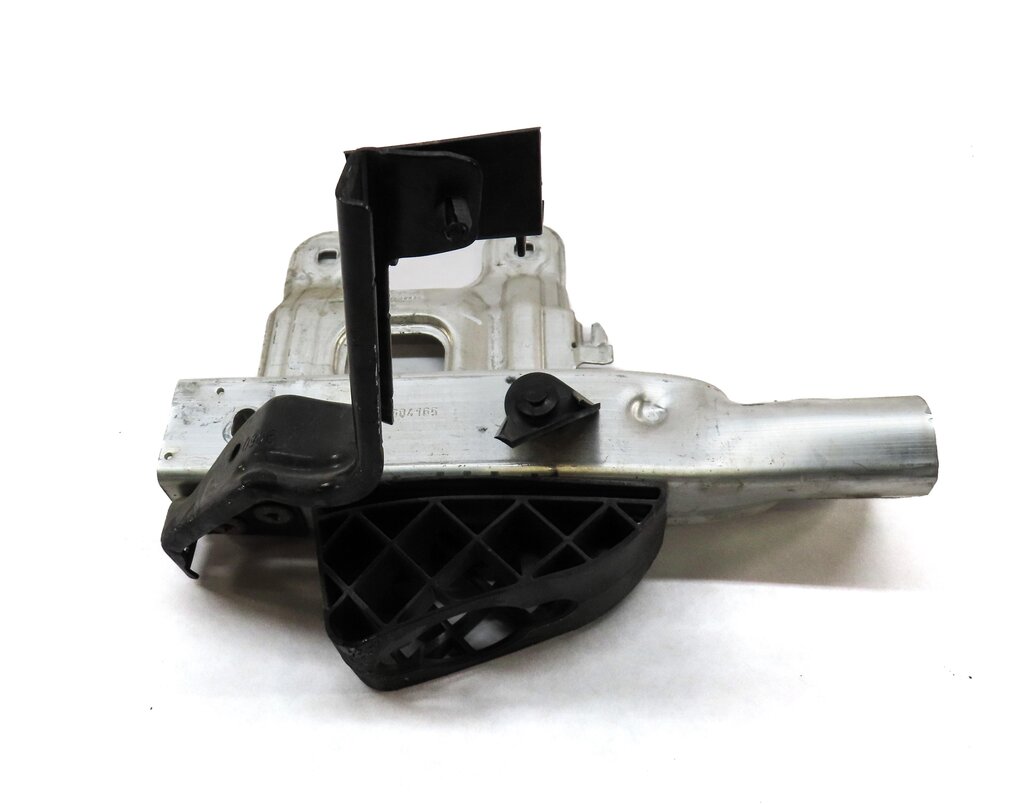 Thumbnail 2: 2016 BMW 328iGT (F34) FRONT RIGHT PASSENGER LOWER BUMPER MOUNT BRACKET 7289910