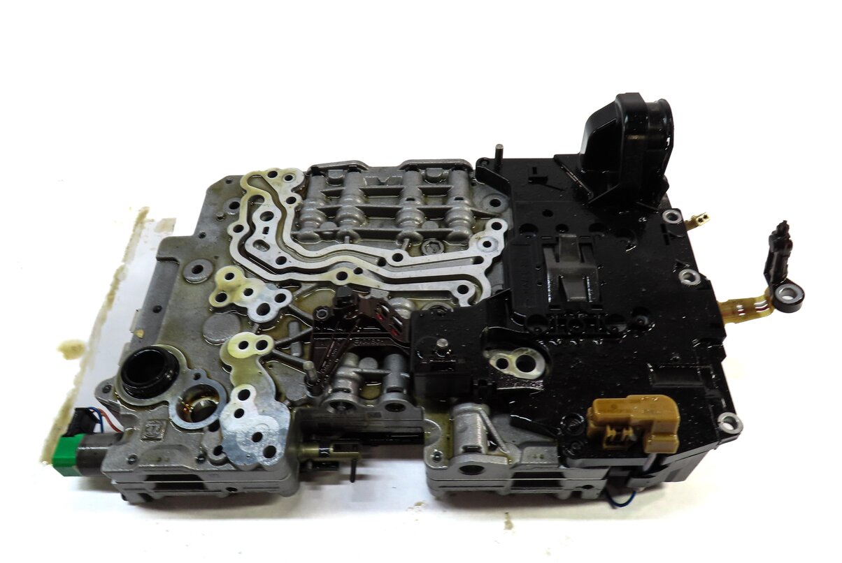 Thumbnail 3: 14-18 BMW 328i 428i X3 X4 F25 F30 F32 8HP-45 AWD AUTO TRANSMISSION VALVE BODY