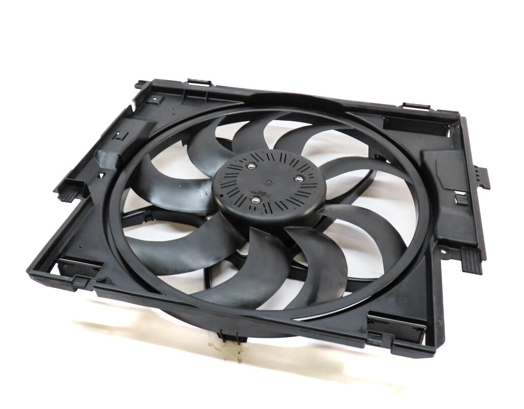 14-18 BMW 328i DIESEL 328iGT 335iGT (F30 F34) 600w RADIATOR COOLING FAN w/ MOTOR