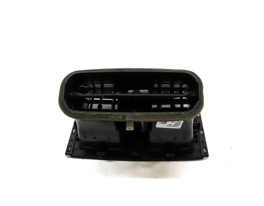 Thumbnail 4: 2016 BMW 328iGT (F34) REAR HVAC A/C HEATER AIR VENT (BLACK) 9333675