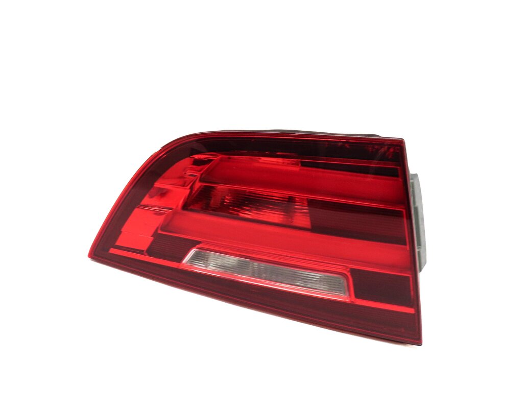 14-16 BMW 328iGT 335iGT (F34) REAR LEFT INNER TAILLIGHT TAIL LIGHT LAMP (LED)