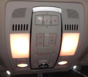 Thumbnail 2: 2012 AUDI Q7 (4L) FRONT CENTER ROOF DOME LIGHT (GRAY) 4L0947135R 4F0959719A
