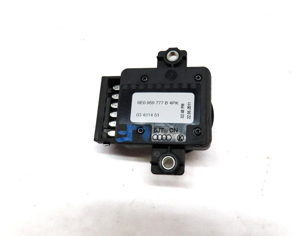 Thumbnail 4: 2012 AUDI Q7 (4L) FRONT LEFT DRIVER SEAT ADJUST ADJUSTMENT SWITCH SET 2 (BLACK)