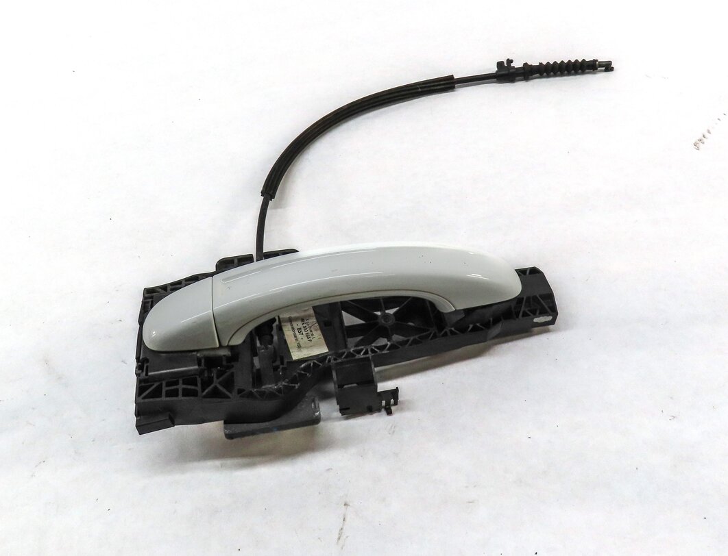 2007-2015 AUDI Q7 (4L) LEFT REAR KEYLESS EXTERIOR DOOR HANDLE (IBIS WHITE T9)