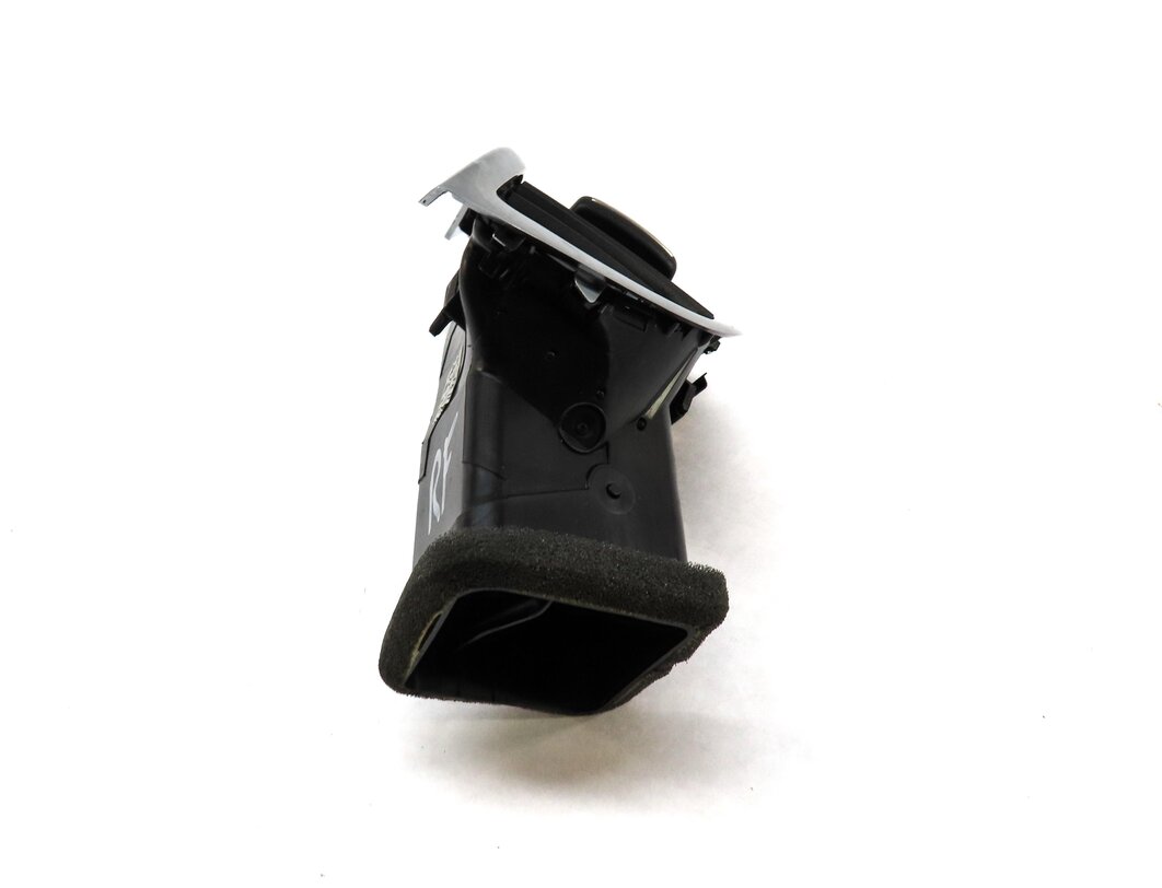 Thumbnail 3: 2012 AUDI Q7 (4L) FRONT RIGHT PASSENGER HVAC A/C HEATER AIR VENT 4L0820902