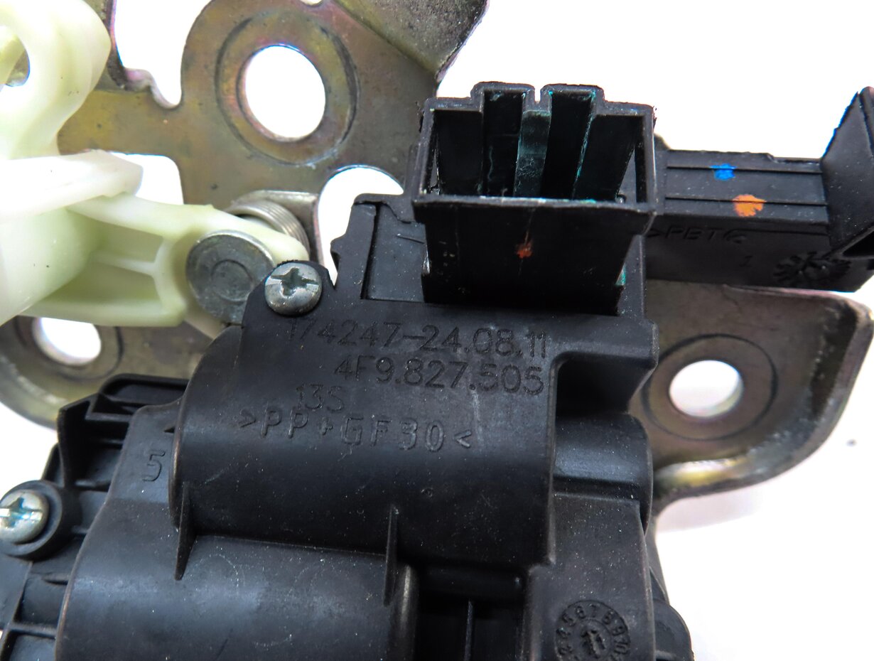 Thumbnail 6: 2012 AUDI Q7 (4L) REAR HATCH TAILGATE TRUNK LOCK LATCH ACTUATOR 4F9827505