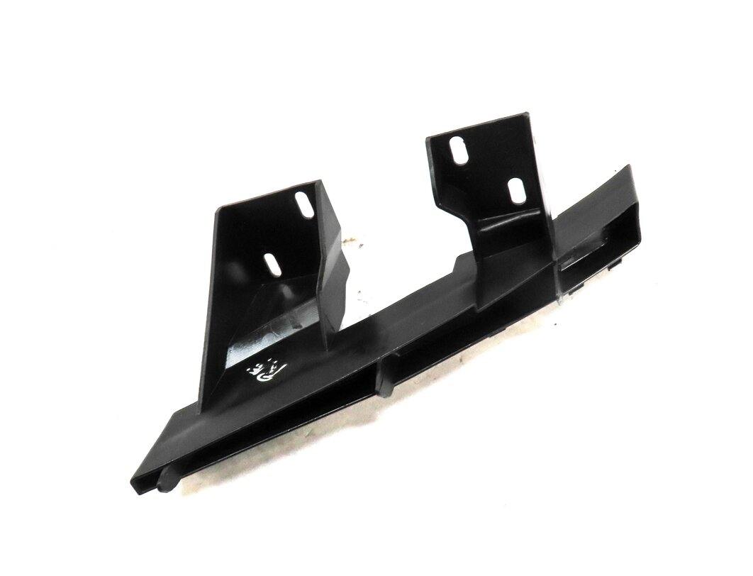 2012 AUDI Q7 (4L) FRONT RIGHT PASSENGER BUMPER SUPPORT MOUNT BRACKET 4L0807334