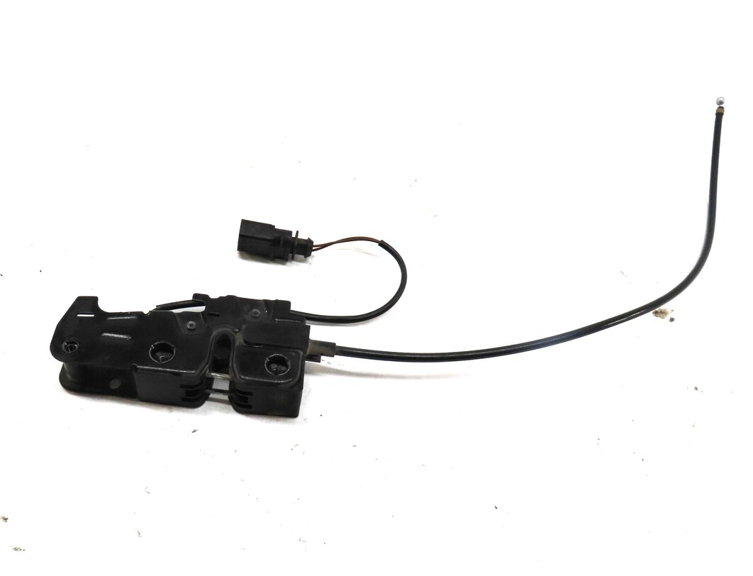 Thumbnail 2: 2012 AUDI Q7 (4L) FRONT LOWER HOOD LOCK LATCH ACTUATOR & CABLE 4L0823509