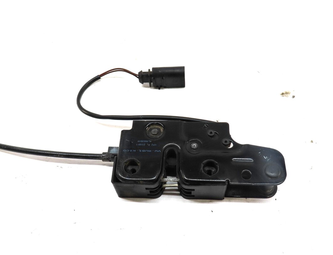 Thumbnail 4: 2012 AUDI Q7 (4L) FRONT LOWER HOOD LOCK LATCH ACTUATOR & CABLE 4L0823509