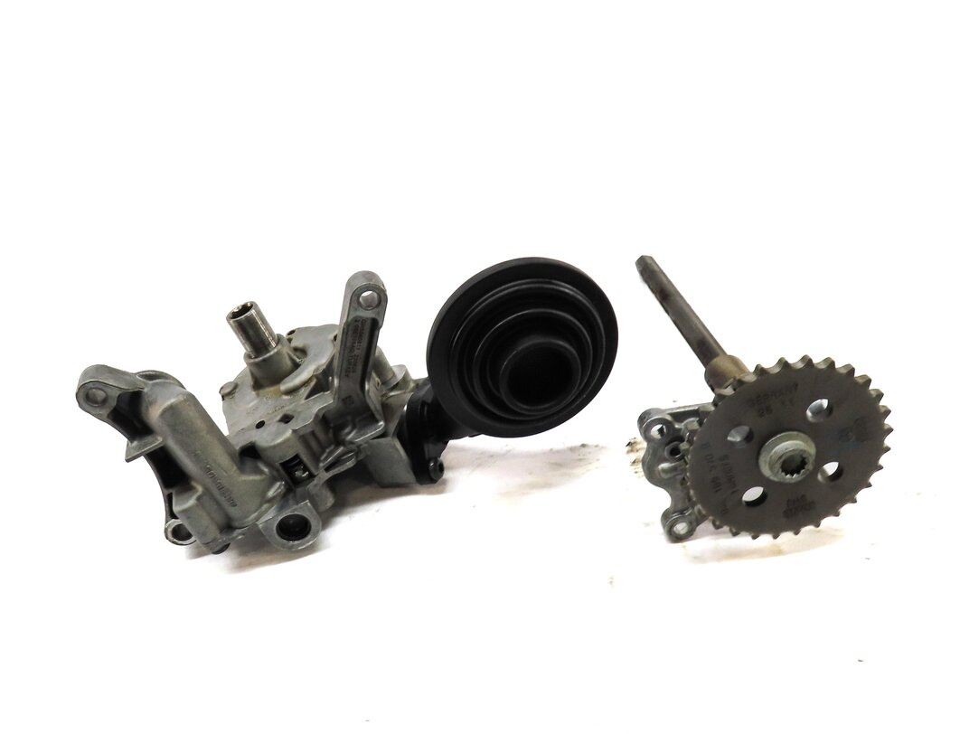 2012 AUDI Q7 (4L) 3.0L SUPER CJWE ENGINE OIL PUMP 06E115105