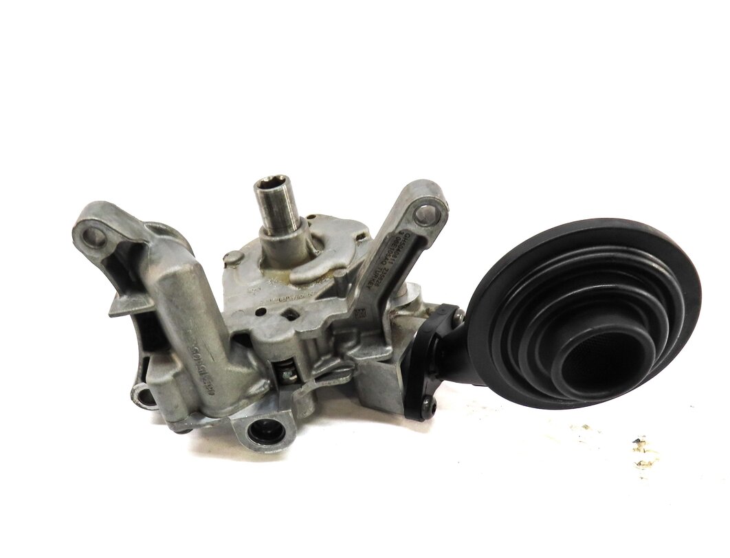Thumbnail 5: 2012 AUDI Q7 (4L) 3.0L SUPER CJWE ENGINE OIL PUMP 06E115105