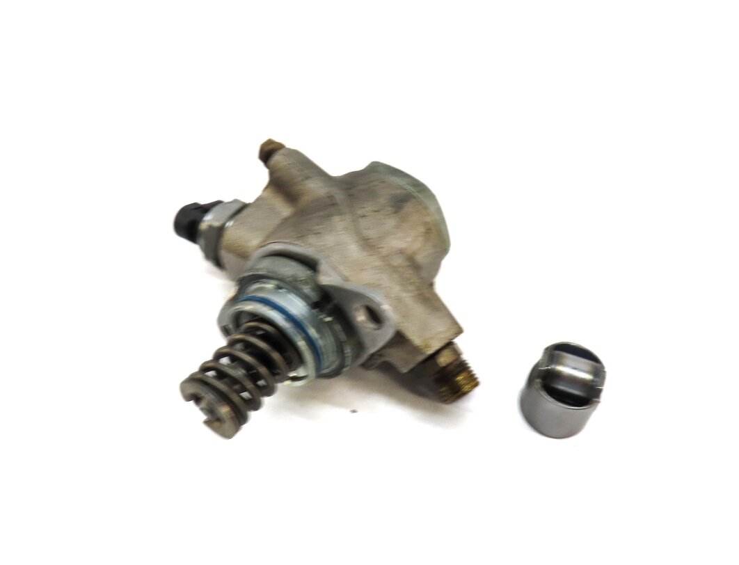 Thumbnail 1: 12-17 AUDI A6 A7 A8 Q5 Q7 S4 S5 (B8 8K 8T C7 4L) 3.0L HIGH PRESSURE FUEL PUMP