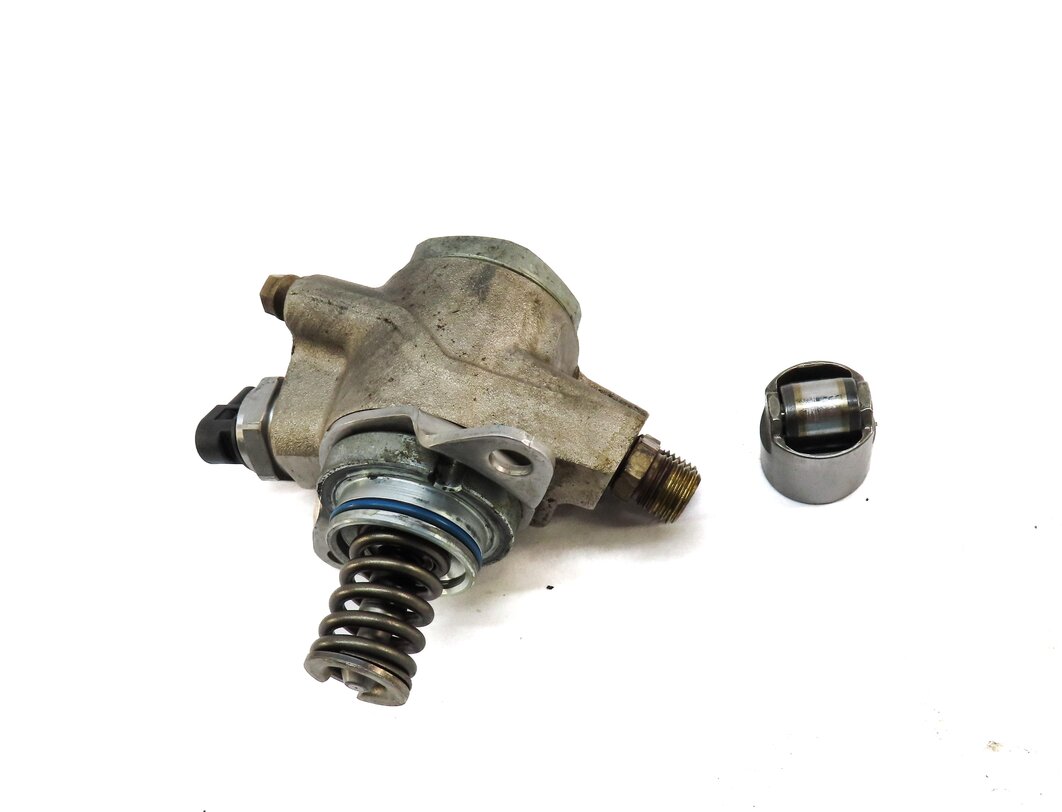 Thumbnail 2: 12-17 AUDI A6 A7 A8 Q5 Q7 S4 S5 (B8 8K 8T C7 4L) 3.0L HIGH PRESSURE FUEL PUMP