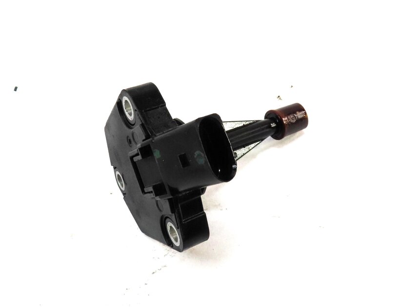 Thumbnail 2: 2012 AUDI Q7 (4L) 3.0L SUPER CJWE ENGINE OIL LEVEL SENSOR 03C907660R